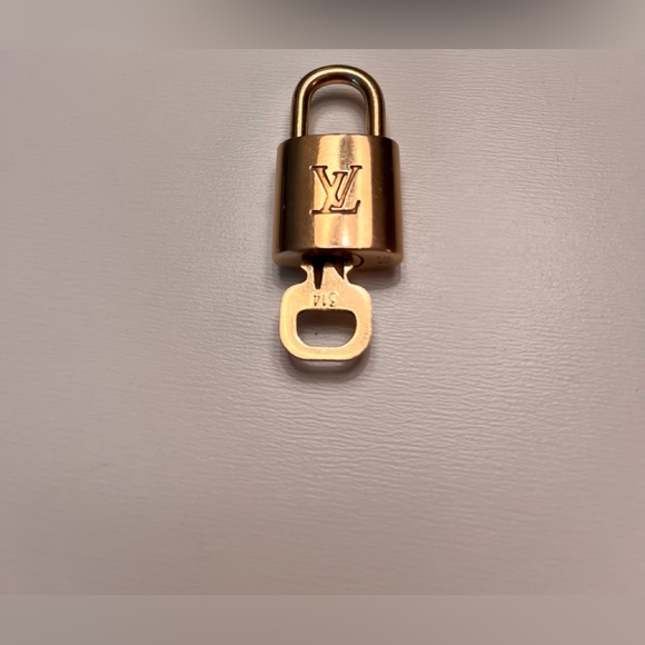 Authentic Louis Vuitton padlocks number ON CHOICE. - Picture 2 of 8